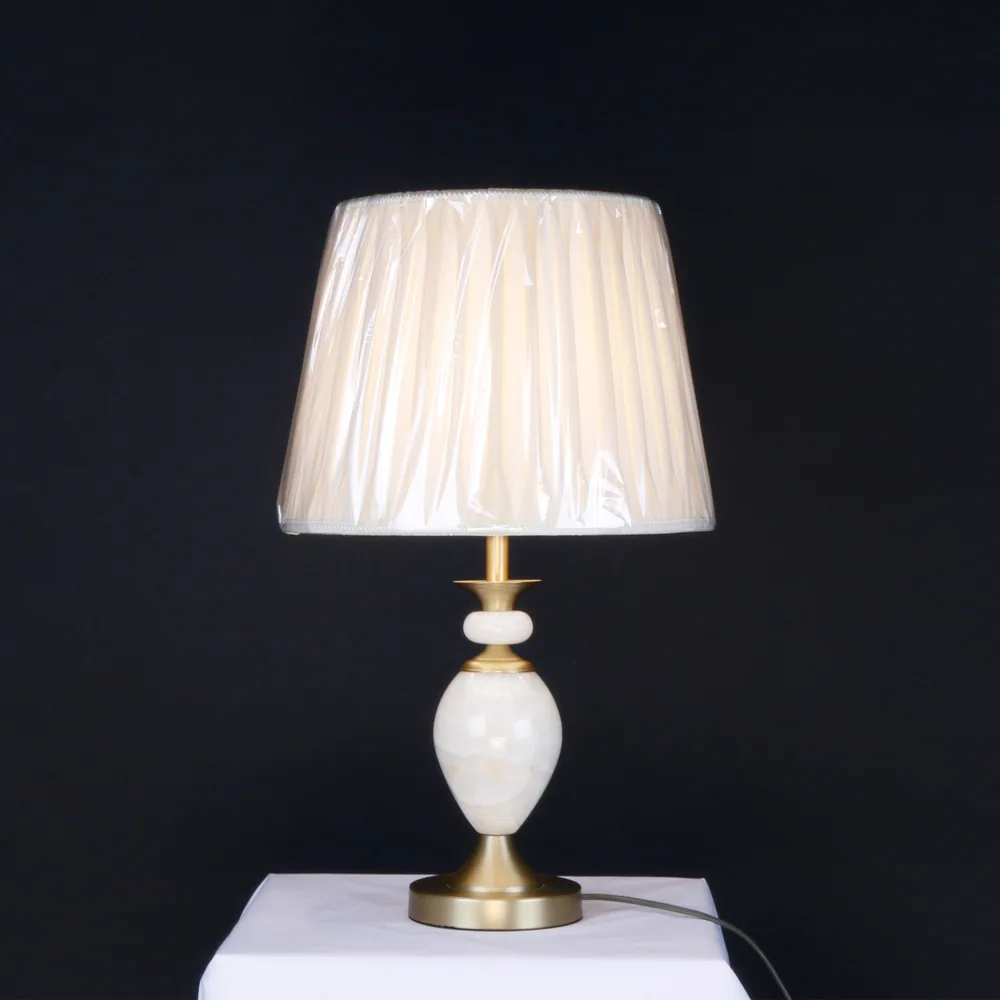 9967 WHITE ONYX 스탠드